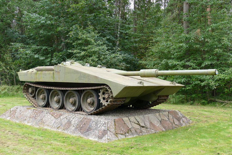 ПТ-САУ Strv S1